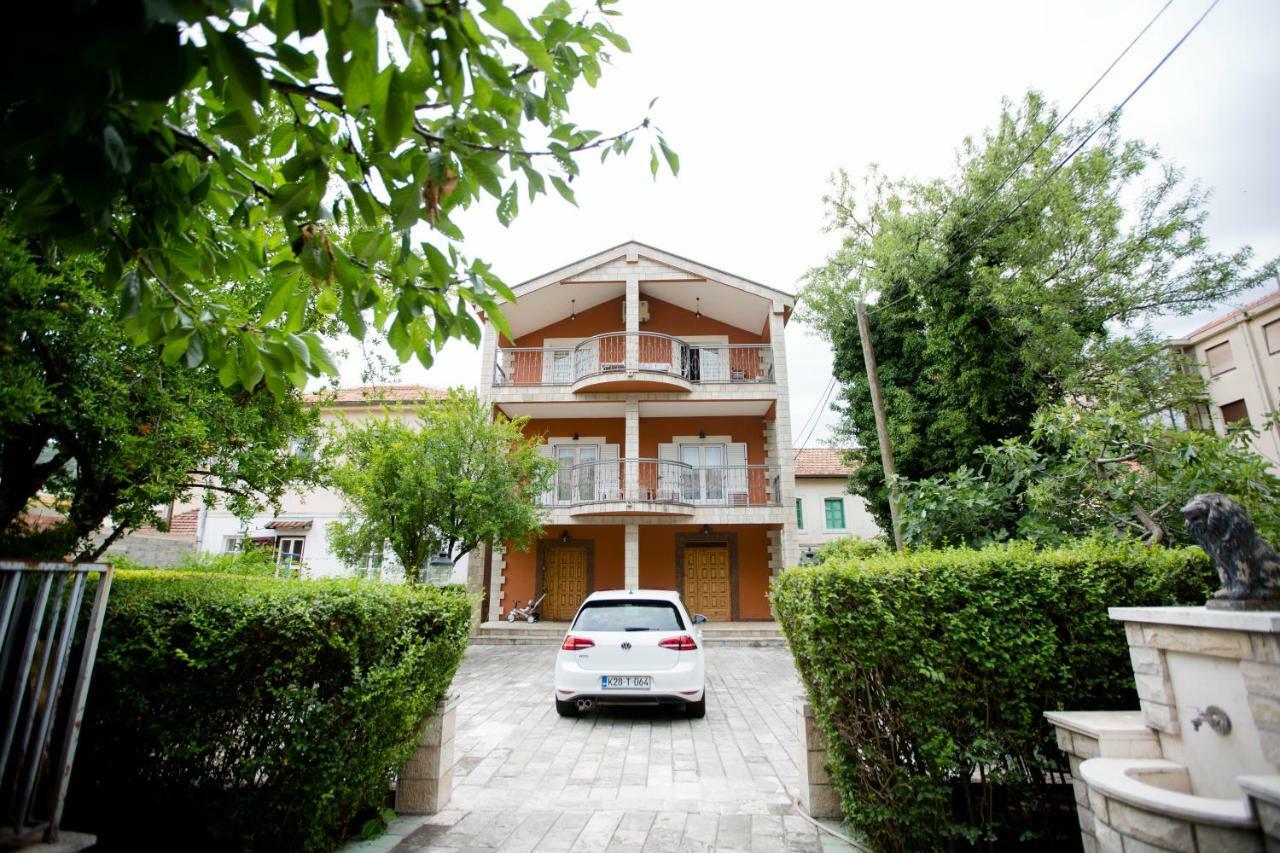 Apartman Agape Appartamento Trebinje Esterno foto